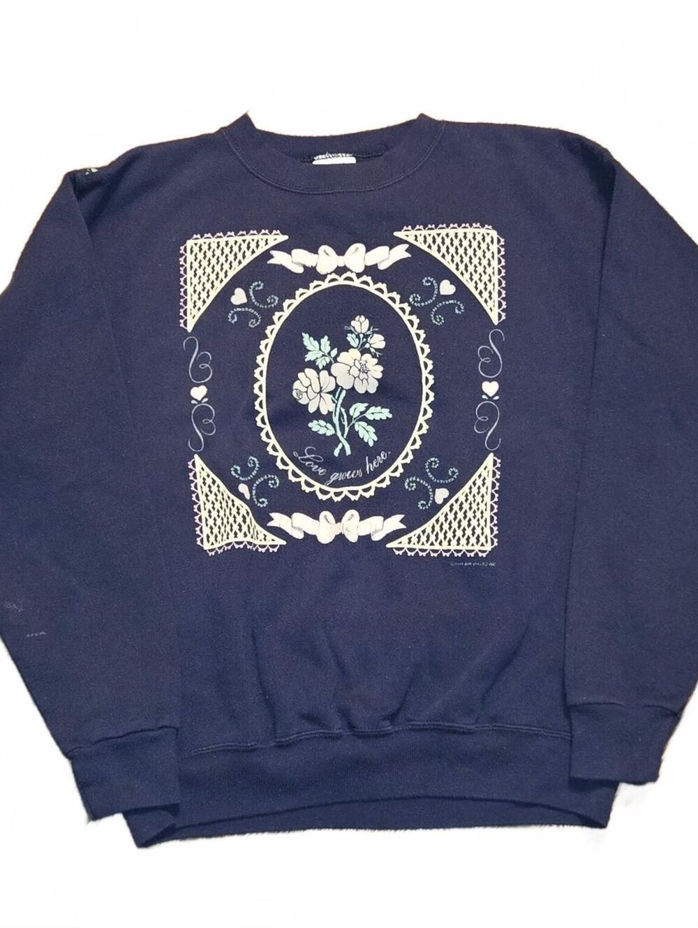 Rare Grannycore Cottage Sweatshirt Women’s Medium Navy Blue Floral Hearts 90s